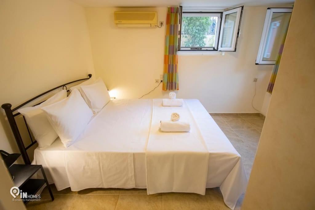 Odysseus Cozy Home Néa Mákri Exterior foto